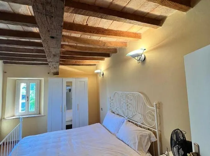 Borgo Biancomatilde - Boutique 3* Casina