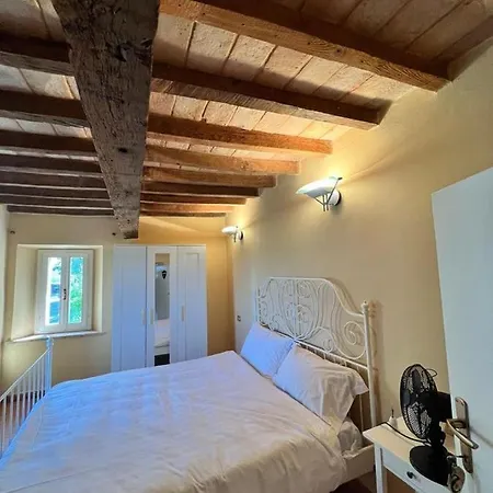 Borgo Biancomatilde - Boutique 3* Casina