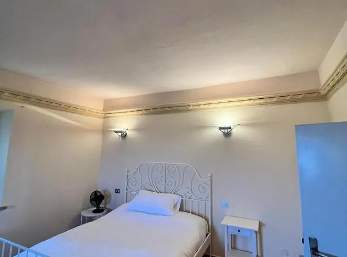 Borgo Biancomatilde - Boutique 3*